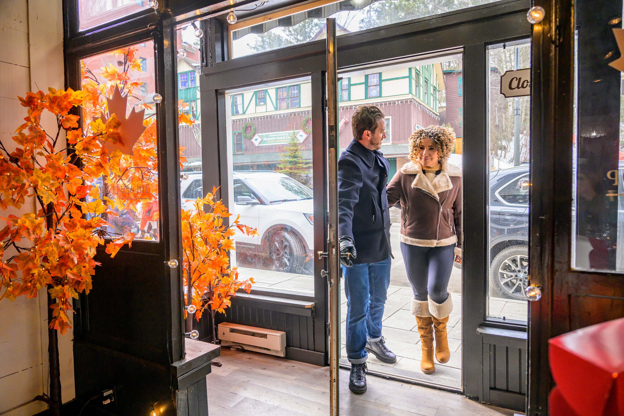 A couple shopping in the late fall