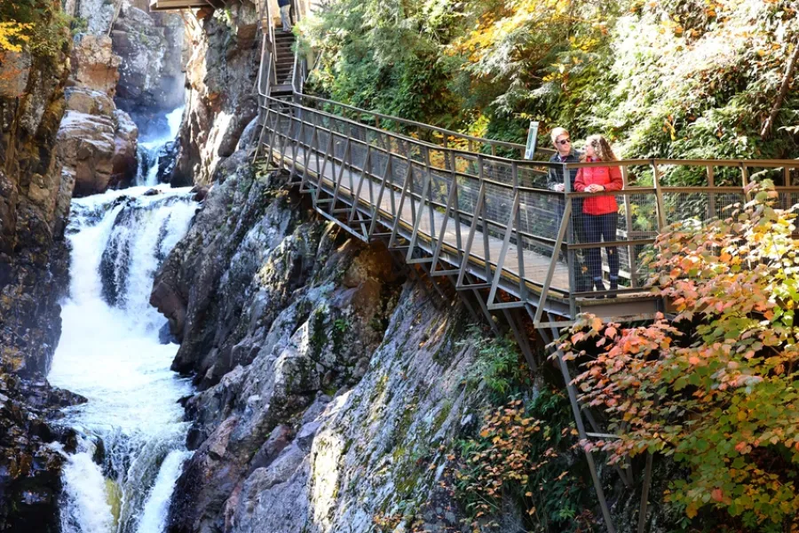 Photo of a hike in the fall