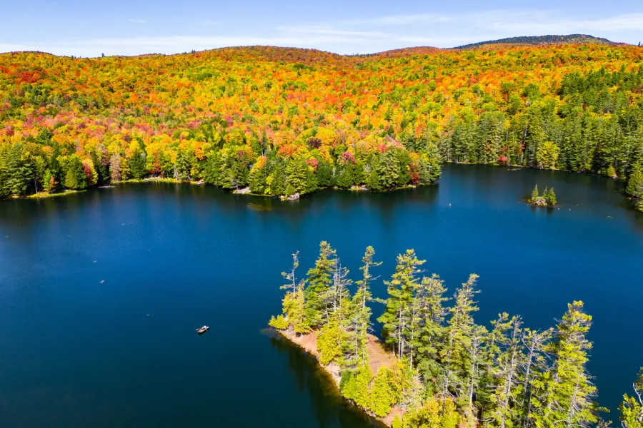 Fall scenery in Minerva.