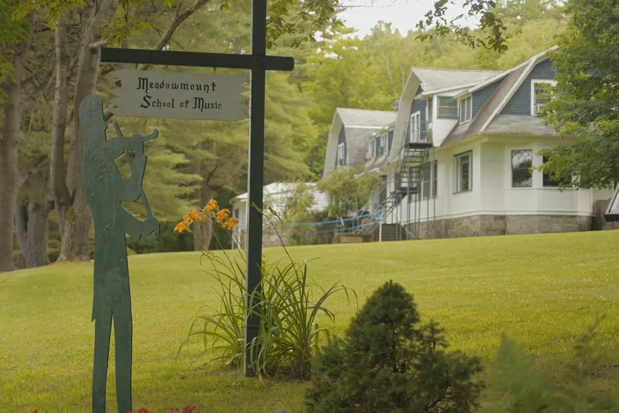Meadowmount building from the outside
